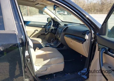 2011 Kia Sorento Ex V6 z USA, uszkodzony, nr VIN 5XYKU4A24BG020950